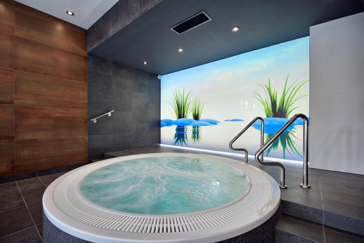 Savana Resort Mielno ミエルノ エクステリア 写真